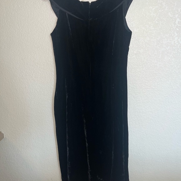 Arnold Scaasi Sheath Side Slit Velvet Silk Dress - Picture 3 of 7